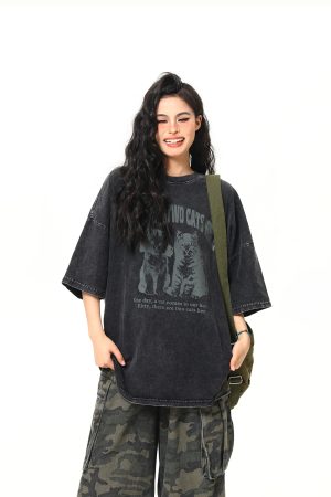 Vintage Black Cat Printed Short Sleeve T-Shirt for Women - Loose Wash-Distressed Summer Tee, Trendy 90s Couple Style