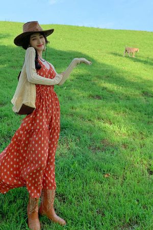 Vintage Bohemian Printed Long Skirt and Spaghetti Strap Backless Dress - Qinghai Northwest Red Floral Design for Women