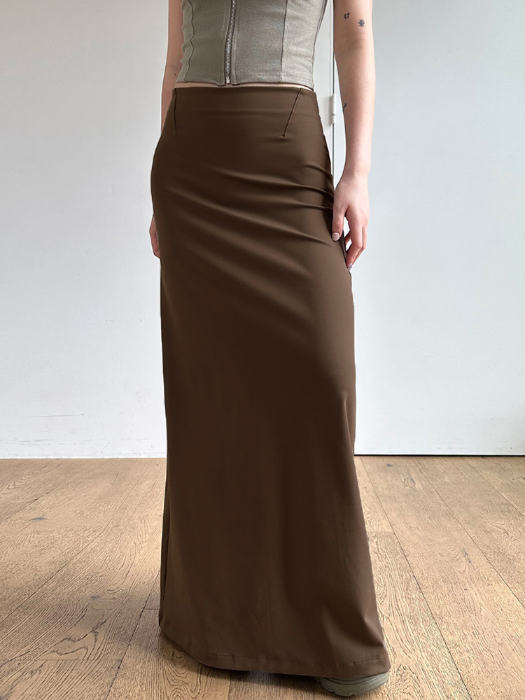Vintage Brown Straight Retro Long Skirt for Women with Back Slit - Stylish Low Waist Design, Perfect for Y2K and 90s Fashion Vintage Brown Straight Retro Long Skirt for Women with Back Slit - Stylish Low Waist Design, Perfect for Y2K and 90s Fashion