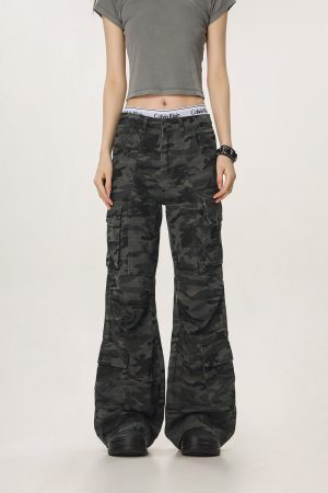 Vintage Camouflage Workwear Pants for Men and Women - Loose Straight Leg Flared Wide-Leg Casual Streetwear 90s Style