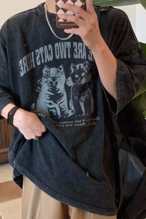 Vintage Cat Print Loose Fit Couple T-Shirt - Retro Trendy Round Neck Short Sleeve Top for Lazy Days