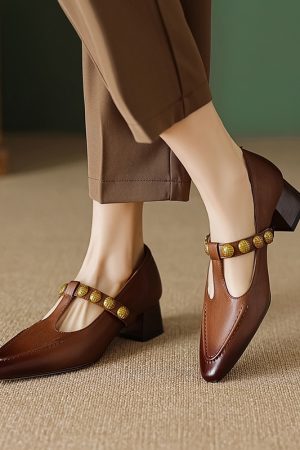 Vintage Chunky-Heeled Pointed-Toe Slip-On Studded Shoes for Women - Italian Style Mid-Heel Footwear