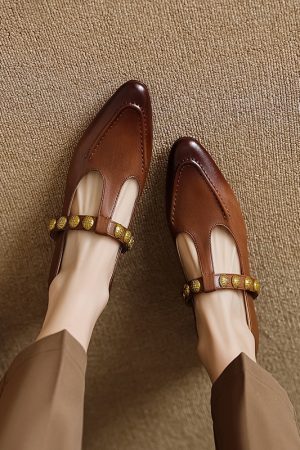 Vintage Chunky-Heeled Pointed-Toe Slip-On Studded Shoes for Women - Italian Style Mid-Heel Footwear