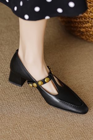 Vintage Chunky-Heeled Pointed-Toe Slip-On Studded Shoes for Women - Italian Style Mid-Heel Footwear