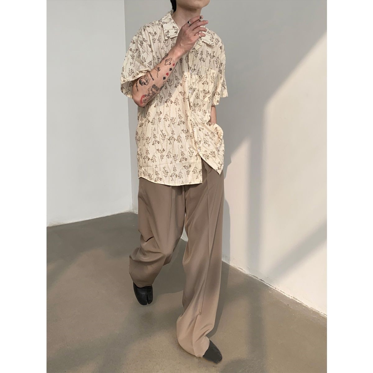 Vintage Cuban Collar Short Sleeve Shirt for Men and Women, Retro Floral Summer Beach Shirt, Japanese Style, Loose Fit Vintage Cuban Collar Short Sleeve Shirt for Men and Women, Retro Floral Summer Beach Shirt, Japanese Style, Loose Fit