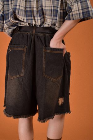 Vintage Distressed Wash Five-Point Shorts for Men - Trendy Summer Thin Straight Leg Jeans with Cat Scratch Hole Design