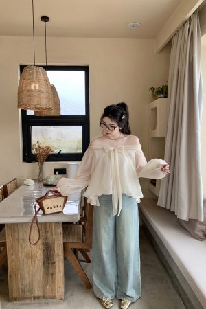 Vintage Distressed Water-Washed Blue High-Waisted Loose Straight-Leg Wide-Leg Jeans for Women - 90s Inspired Fashion