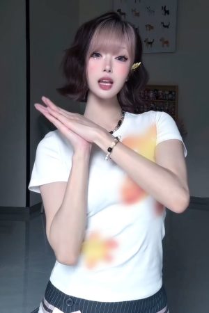 Vintage Floral Print Shoulder T-Shirt for Women, White Summer Short Sleeve Slim Fit Top, Sexy 90s Style