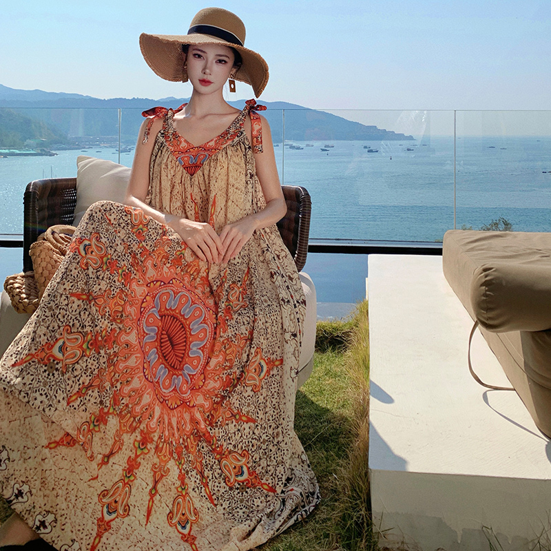 Vintage Floral Tie Dress - Loose Fit Women's Long Skirt for Thai Travel, Exotic Beach Vacation Style, Yunnan Inspired Fashion Vintage Floral Tie Dress - Loose Fit Women's Long Skirt for Thai Travel, Exotic Beach Vacation Style, Yunnan Inspired Fashion