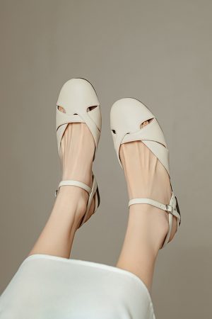 Vintage French Genuine Leather Hollow Flat Roman One-Strap Open-Toe Sandals for Women - Summer Chic Style