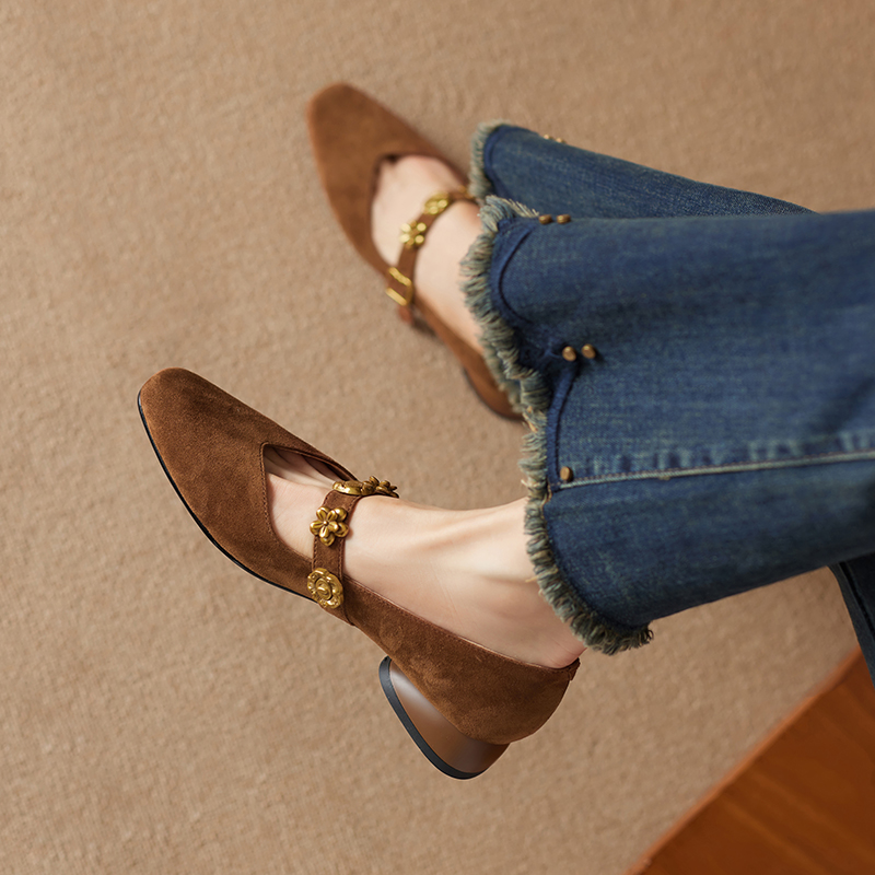 Vintage French Square Toe Mary Jane Shoes for Women - Genuine Leather Low Chunky Heel Flats for Commuting Vintage French Square Toe Mary Jane Shoes for Women - Genuine Leather Low Chunky Heel Flats for Commuting