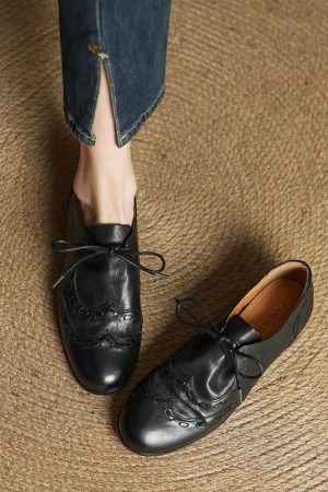 Vintage Genuine Leather Round-Toe Lace-Up Chunky Low Heel Shoes - Versatile Italian Style Footwear for Everyday Wear