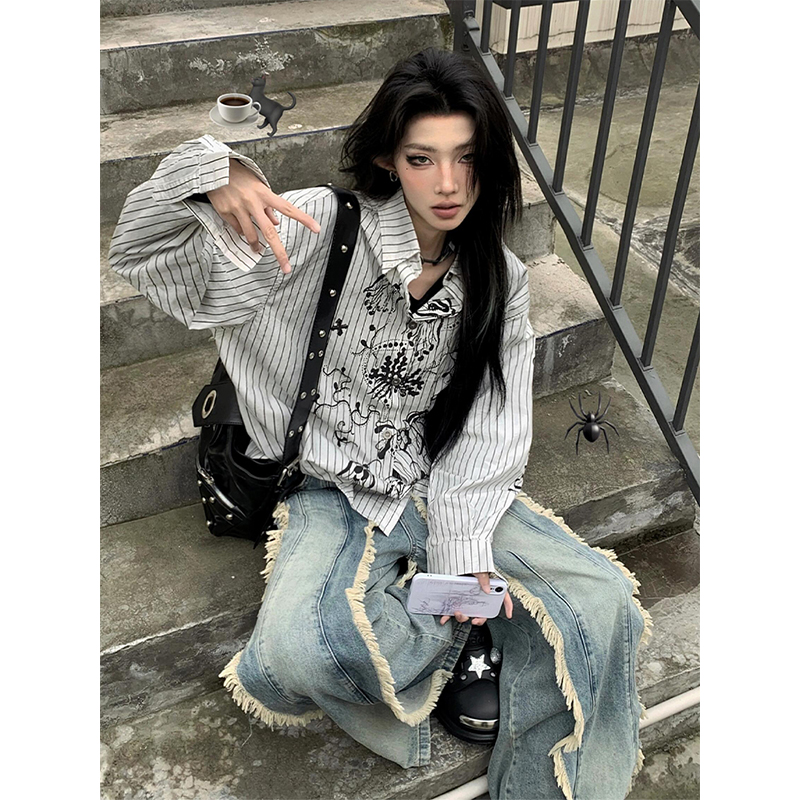 Vintage Graffiti Striped Long Sleeve Shirt Jacket for Women - Loose Punk Style Top, Y2K Fashion for Spring and Summer Vintage Graffiti Striped Long Sleeve Shirt Jacket for Women - Loose Punk Style Top, Y2K Fashion for Spring and Summer