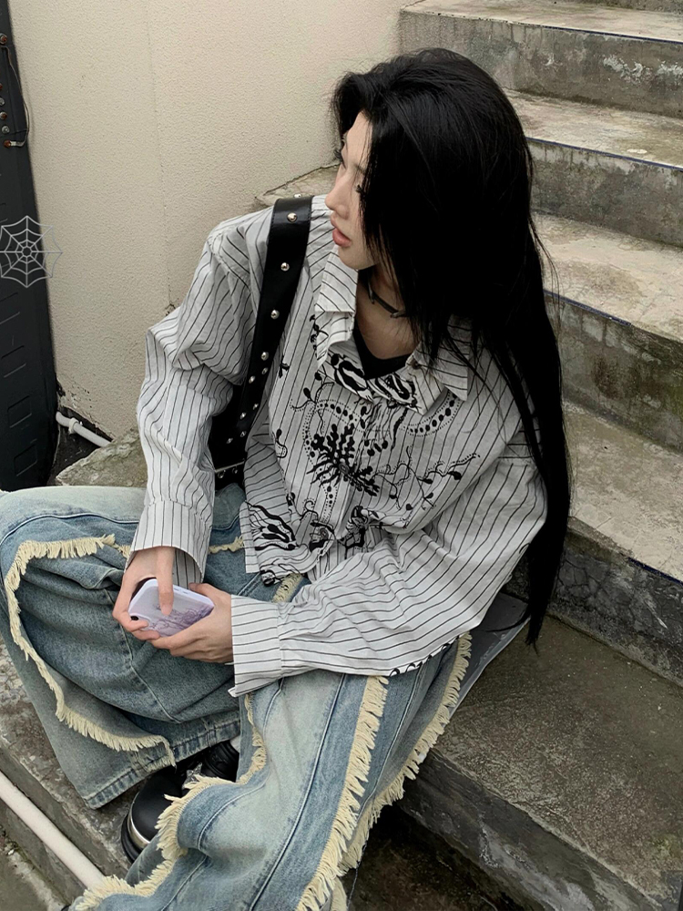 Vintage Graffiti Striped Long Sleeve Shirt Jacket for Women - Loose Punk Style Top, Y2K Fashion for Spring and Summer Vintage Graffiti Striped Long Sleeve Shirt Jacket for Women - Loose Punk Style Top, Y2K Fashion for Spring and Summer