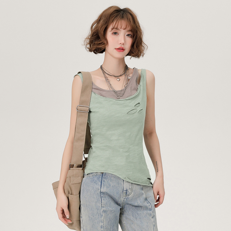 Vintage Green Fake Two-Piece Cami Top for Women - Summer Hot Girl Style, Ripped Design, Trendy Niche Fashion Vintage Green Fake Two-Piece Cami Top for Women - Summer Hot Girl Style, Ripped Design, Trendy Niche Fashion
