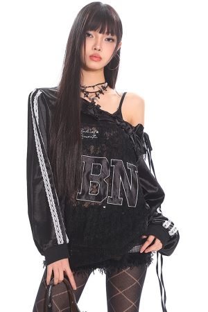 Vintage-Inspired American Sports Jersey - Retro Athletic Top for Casual Wear, 90s Style, Unisex Sports Fashion