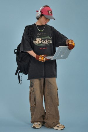 Vintage-Inspired Distressed Letter Print Short Sleeve T-Shirt for Women - Loose-Fit Summer Casual Top