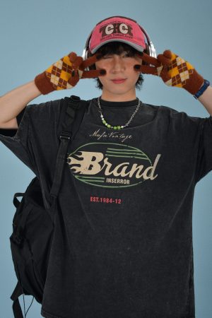 Vintage-Inspired Distressed Letter Print Short Sleeve T-Shirt for Women - Loose-Fit Summer Casual Top