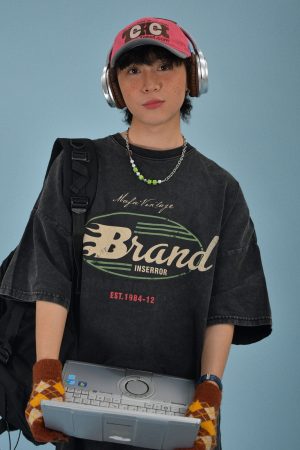 Vintage-Inspired Distressed Letter Print Short Sleeve T-Shirt for Women - Loose-Fit Summer Casual Top