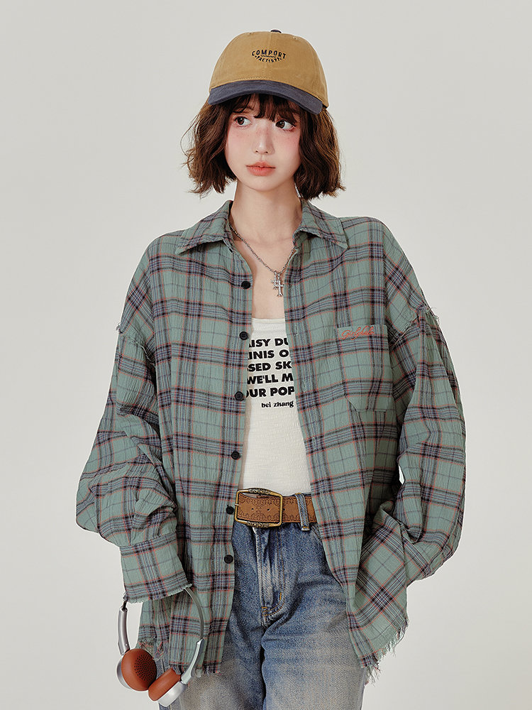 Vintage-Inspired Green Plaid Shirt Jacket for Women - Casual Loose Checkered Top for Spring and Autumn Fashion Vintage-Inspired Green Plaid Shirt Jacket for Women - Casual Loose Checkered Top for Spring and Autumn Fashion