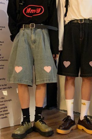 Vintage-Inspired Heartfelt Cowboy Five-Point Shorts - Chic Wide-Leg Elastic Pants in Washed Hong Kong Style for Couples