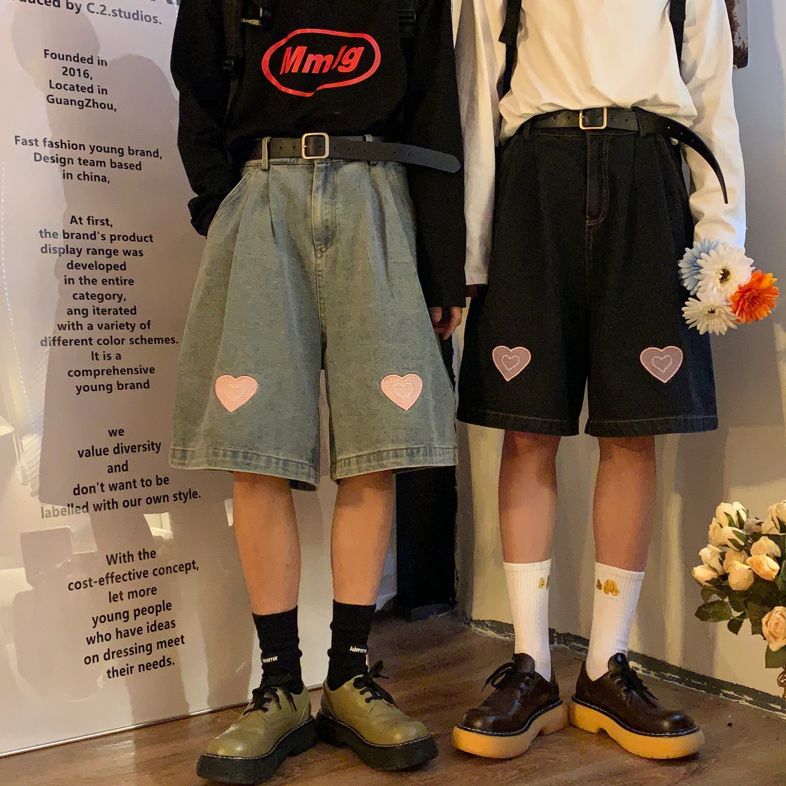 Vintage-Inspired Heartfelt Cowboy Five-Point Shorts - Chic Wide-Leg Elastic Pants in Washed Hong Kong Style for Couples Vintage-Inspired Heartfelt Cowboy Five-Point Shorts - Chic Wide-Leg Elastic Pants in Washed Hong Kong Style for Couples