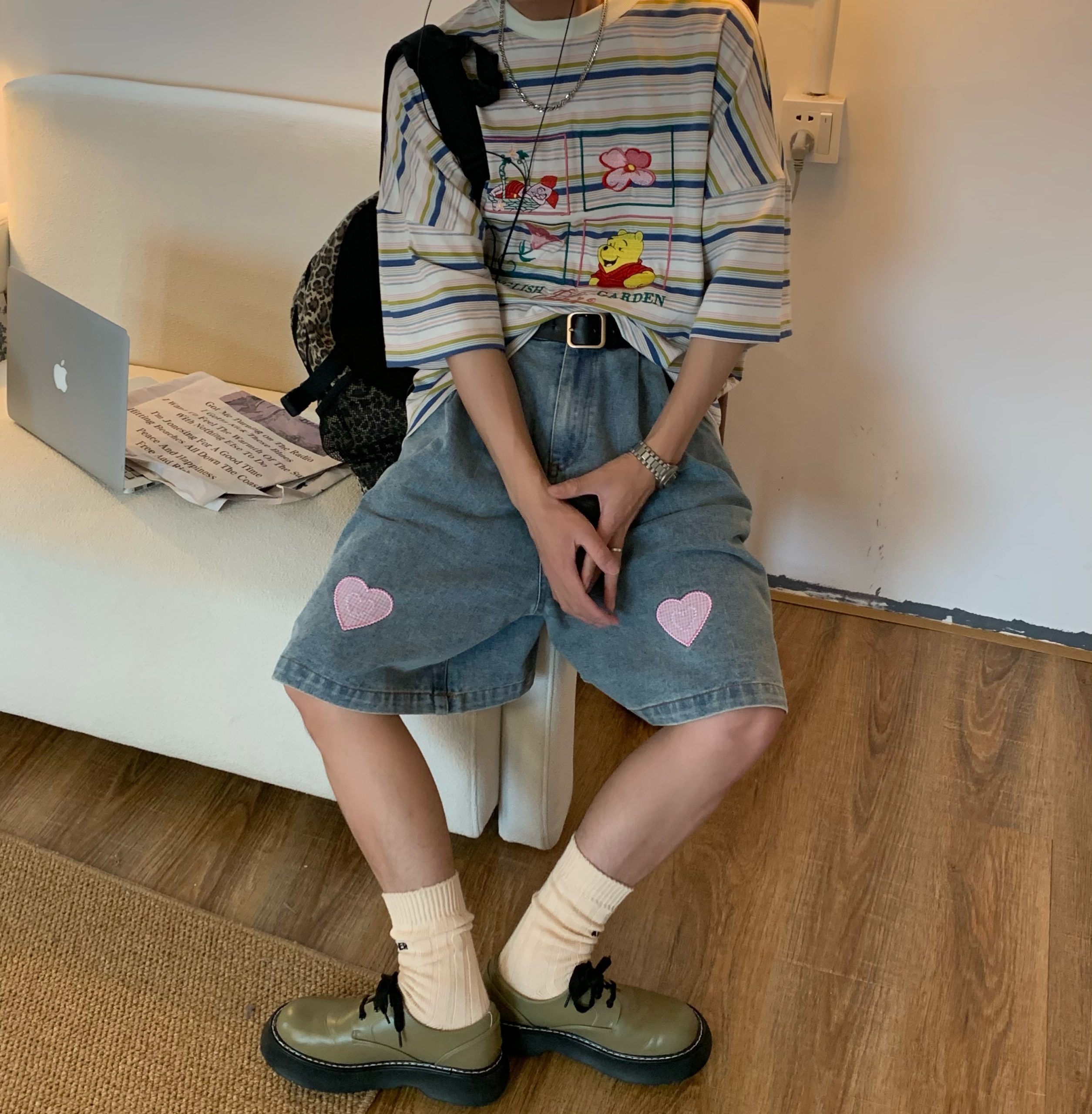 Vintage-Inspired Heartfelt Cowboy Five-Point Shorts - Chic Wide-Leg Elastic Pants in Washed Hong Kong Style for Couples Vintage-Inspired Heartfelt Cowboy Five-Point Shorts - Chic Wide-Leg Elastic Pants in Washed Hong Kong Style for Couples