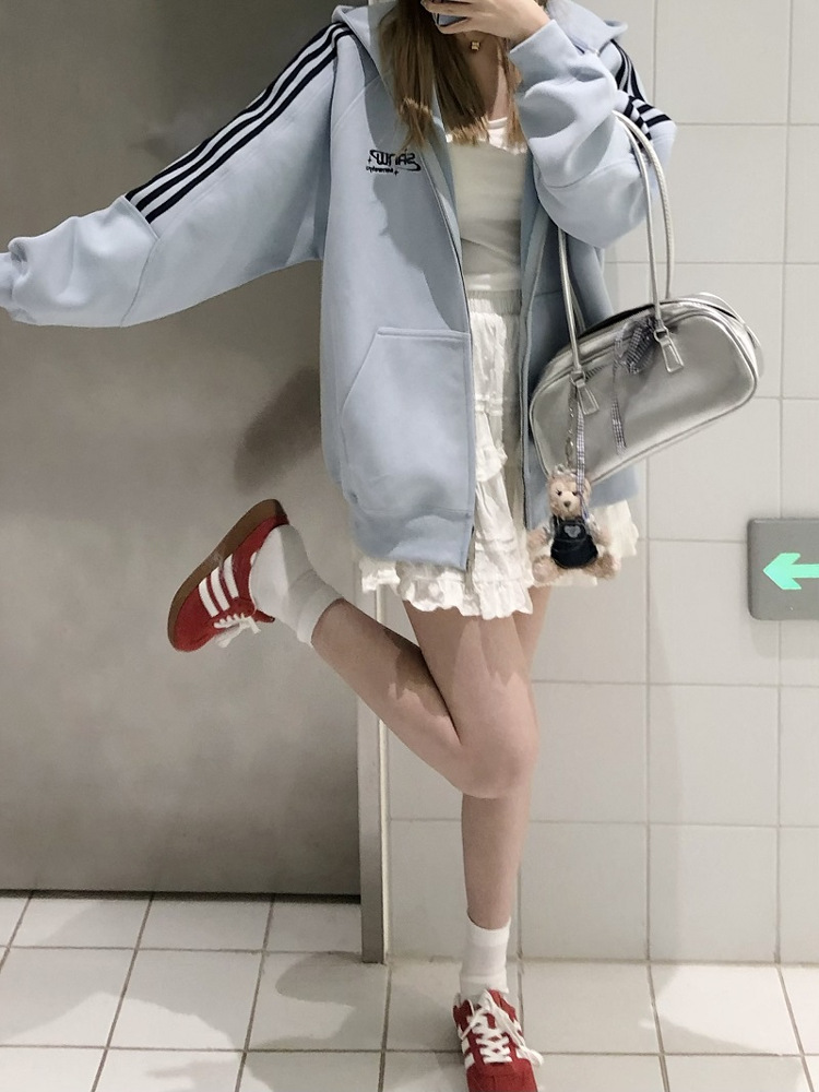 Vintage-Inspired Hooded Cardigan Sweatshirt for Couples - Unisex Loose Fit Zipper Jacket in Nostalgic Sports Style for Back to School Vintage-Inspired Hooded Cardigan Sweatshirt for Couples - Unisex Loose Fit Zipper Jacket in Nostalgic Sports Style for Back to School