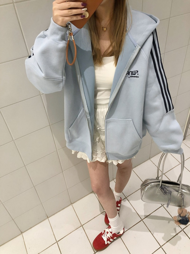 Vintage-Inspired Hooded Cardigan Sweatshirt for Couples - Unisex Loose Fit Zipper Jacket in Nostalgic Sports Style for Back to School Vintage-Inspired Hooded Cardigan Sweatshirt for Couples - Unisex Loose Fit Zipper Jacket in Nostalgic Sports Style for Back to School