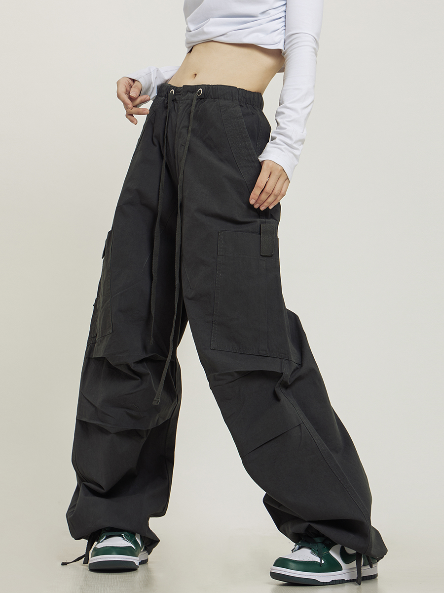 Vintage-Inspired Loose Straight Cargo Pants for Men & Women, Slightly Flared Wide-Leg Casual Style, 90s Y2K Fashion Vintage-Inspired Loose Straight Cargo Pants for Men & Women, Slightly Flared Wide-Leg Casual Style, 90s Y2K Fashion