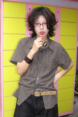 Vintage-Inspired Womenâ€™s Short Sleeve Shirt, Summer Pleated Checkered Pattern, Intellectual Style, Waist-Cinching Trendy Top