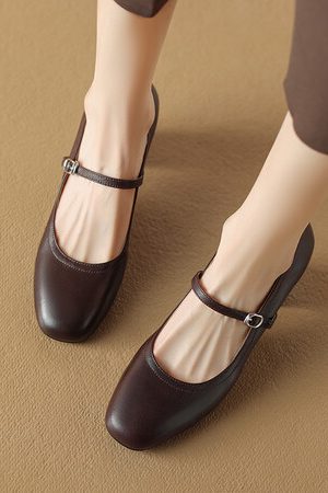 Vintage Italian-Style Chunky Heel Mary Jane Shoes for Women - 5.5 cm One-Strap Design, Shallow Mouth, Retro Fashion Footwear