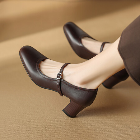 Vintage Italian-Style Chunky Heel Mary Jane Shoes for Women - 5.5 cm One-Strap Design, Shallow Mouth, Retro Fashion Footwear Vintage Italian-Style Chunky Heel Mary Jane Shoes for Women - 5.5 cm One-Strap Design, Shallow Mouth, Retro Fashion Footwear