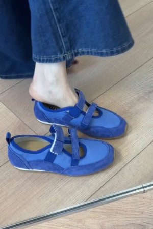 Vintage Leather Hollow-Out Velcro Mary Jane Shoes for Women - Versatile Ballet Style Flat Casual Training Shoes