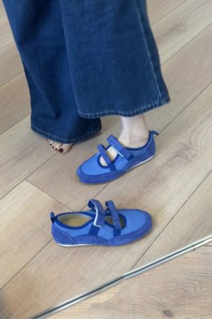 Vintage Leather Hollow-Out Velcro Mary Jane Shoes for Women - Versatile Ballet Style Flat Casual Training Shoes