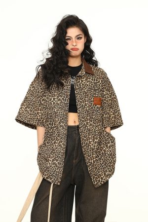 Vintage Leopard Print Denim Jacket with Polo Collar - Unisex Retro Streetwear Short Sleeve