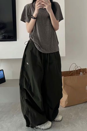 Vintage Loose Fit Cargo Pants for Women, Wide-Leg Parachute Trousers with Drawstring, Casual Jazz Dance Style, Floor-Length Sportswear