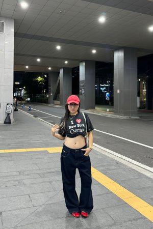 Vintage Micro-Cone Baggy Jeans in Color Denim with Brown Stitching - Lazy Low-Waist 90s Style