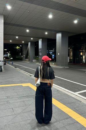 Vintage Micro-Cone Baggy Jeans in Color Denim with Brown Stitching - Lazy Low-Waist 90s Style