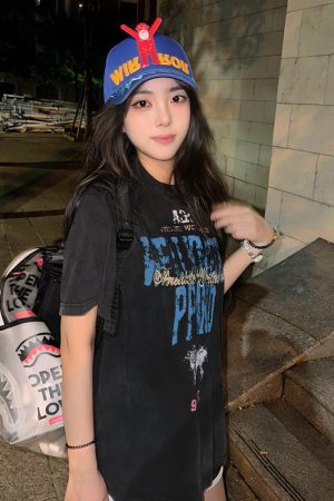 Vintage Oversized Short Sleeve T-Shirt for Women, Y2K Street Style Cotton Tee with Letter Print, Summer Loose Fit Top