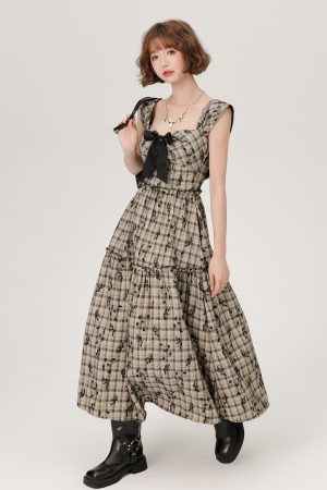 Vintage Plaid A-Line Dress for Women with High Waist, Butterfly Embroidery, Spaghetti Straps, Flared Skirt - Summer Fashion 90s Style