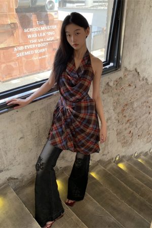 Vintage Plaid Halter Neck Dress for Women - V-Neck, Backless, Multi-Pleated, Spaghetti Strap, Mid-Short Swing Skirt, Y2K Style