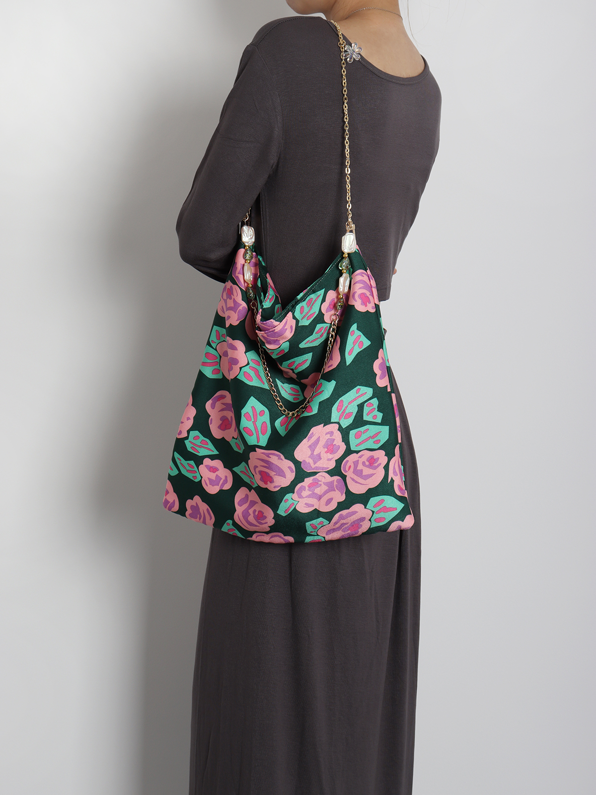 Vintage Polka Dot Rose Shoulder Bag for Women, High-Quality Faux Silk Tote, Chinese Style Niche Design Vintage Polka Dot Rose Shoulder Bag for Women, High-Quality Faux Silk Tote, Chinese Style Niche Design