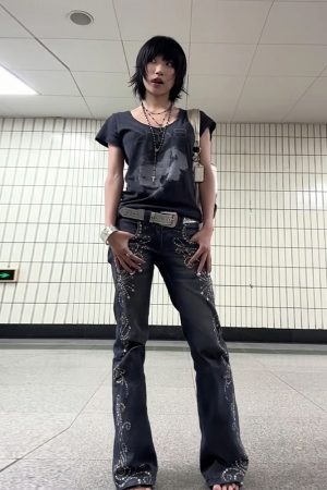 Vintage Portrait Print Shoulder T-Shirt for Women - Short Sleeve Slim Fit Summer Top in American Style