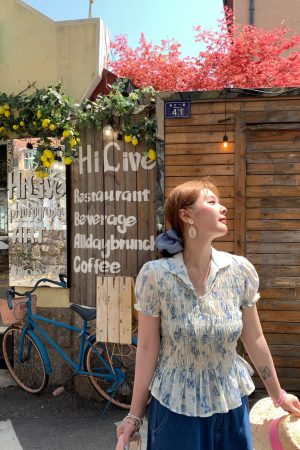 Vintage Retro Butterfly Floral Short Sleeve Shirt for Women - Summer Loose Fit Waist-Drawstring Collared Top, Y2K Style