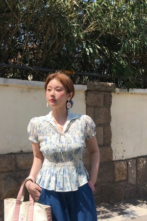 Vintage Retro Butterfly Floral Short Sleeve Shirt for Women - Summer Loose Fit Waist-Drawstring Collared Top, Y2K Style