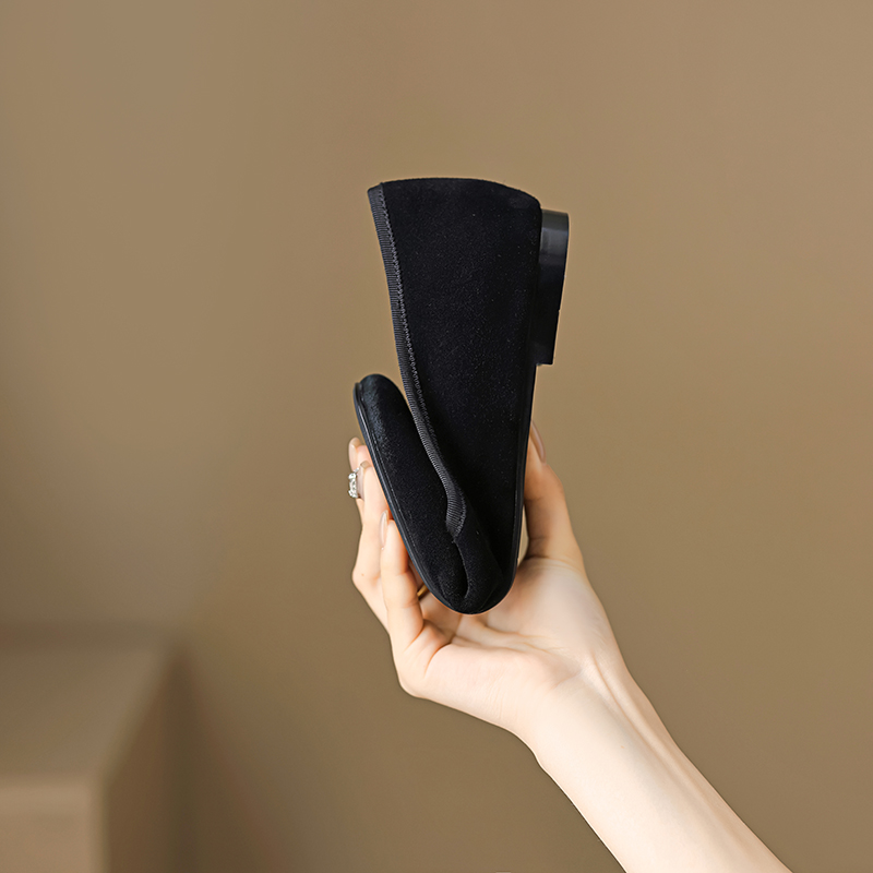 Vintage Sheepskin Moccasin Flat Shoes for Women – Soft Sole Bow Ballet Design, Italian Style, Super Soft Comfort Vintage Sheepskin Moccasin Flat Shoes for Women – Soft Sole Bow Ballet Design, Italian Style, Super Soft Comfort