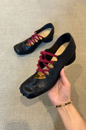 Vintage Sheepskin Pleated Square-Toe Cross-Strap High-Heeled Ballet Mary Jane Shoes - Chunky Heel, Pig-Nose Style