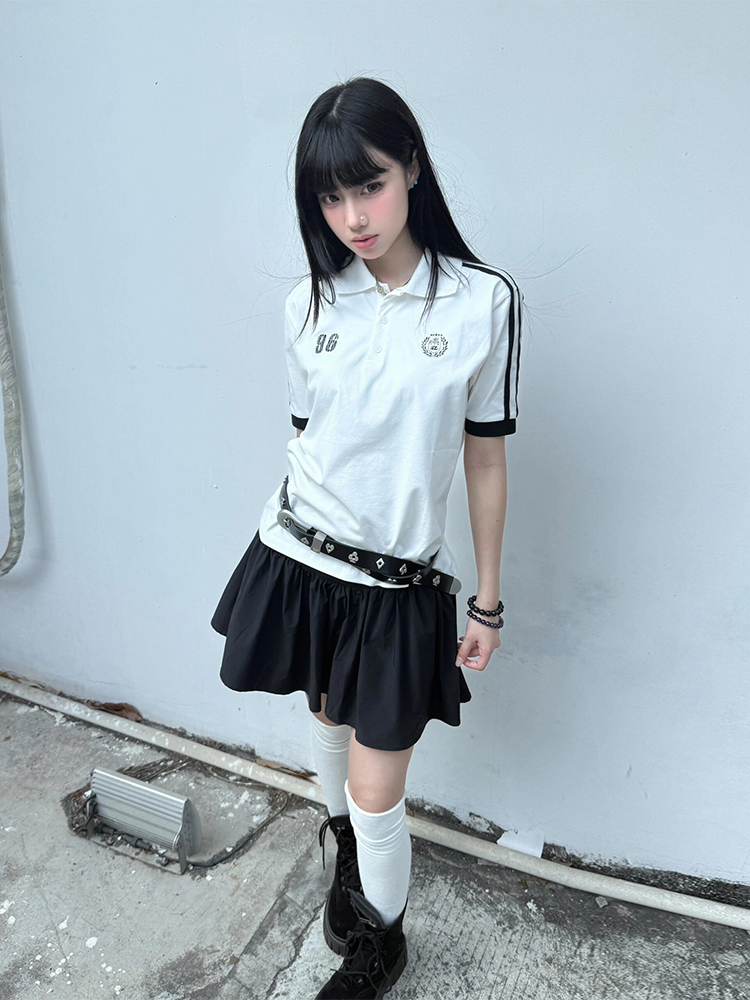 Vintage Short Sleeve Polo Shirt for Women - Summer Lapel College Style, Slim Fit Flattering Top, Trendy American Fashion Vintage Short Sleeve Polo Shirt for Women - Summer Lapel College Style, Slim Fit Flattering Top, Trendy American Fashion