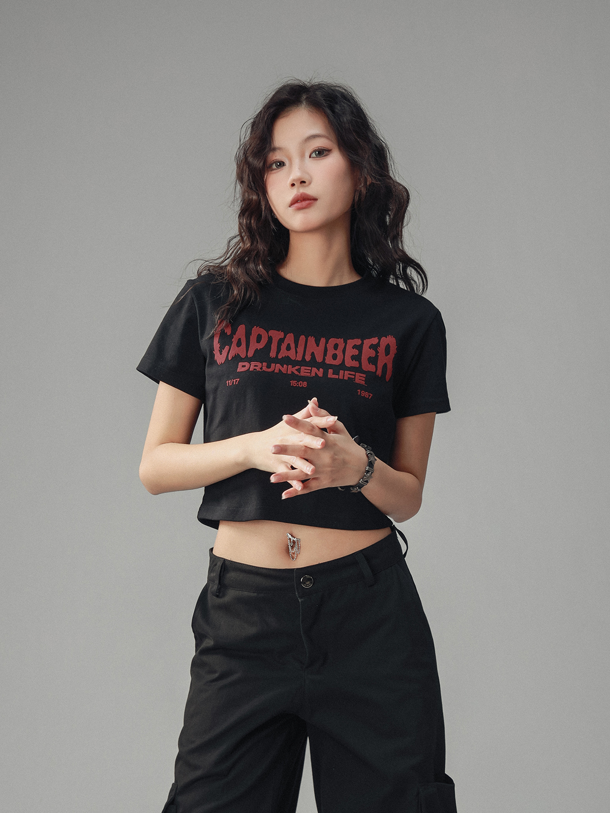 Vintage Slim Fit Cropped T-Shirt for Women - American Beer Team Captain Design, Summer Dance Style, Trendy Short Sleeve Top Vintage Slim Fit Cropped T-Shirt for Women - American Beer Team Captain Design, Summer Dance Style, Trendy Short Sleeve Top